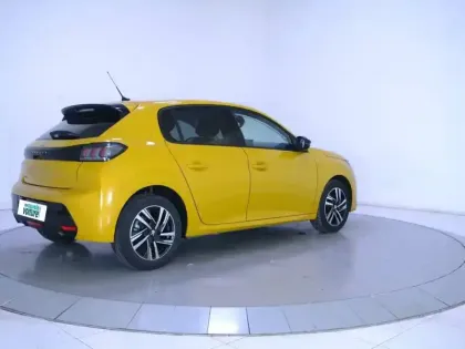 Photo 67 Peugeot 208  PureTech 100 S&S BVM6
