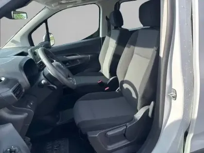 Photo 30 Citroën Berlingo e- Taille M 136 ch 100 kWh Automatique