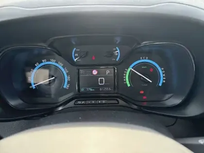 Photo 9 Citroën Berlingo e- Taille M 136 ch 100 kWh Automatique