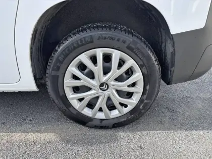 Photo 12 Citroën Berlingo e- Taille M 136 ch 100 kWh Automatique