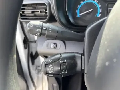 Photo 39 Citroën Berlingo e- Taille M 136 ch 100 kWh Automatique