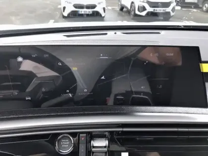 Photo 34 Peugeot 3008  Hybrid 145 e-DCS6