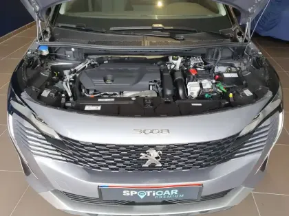 Photo 11 Peugeot 3008  Hybrid 225 e-EAT8