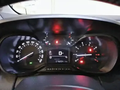 Photo 9 Citroën C3 Aircross  BlueHDi 110 S&S BVM6