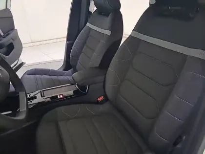 Photo 13 Citroën C4 Gén. III Ph1 NG BUSINESS 5