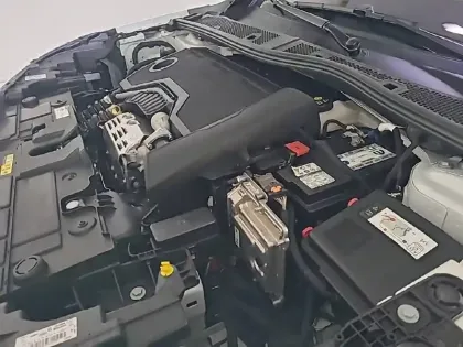 Photo 17 Citroën C4 Gén. III Ph1 NG BUSINESS 5