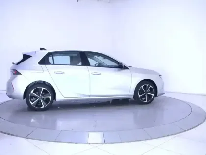 Photo 27 Opel Astra  1.2 Turbo 110 ch BVM6