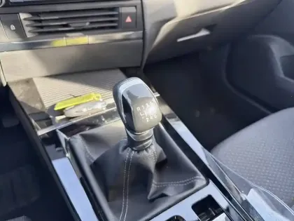 Photo 13 Opel Astra  1.2 Turbo 110 ch BVM6