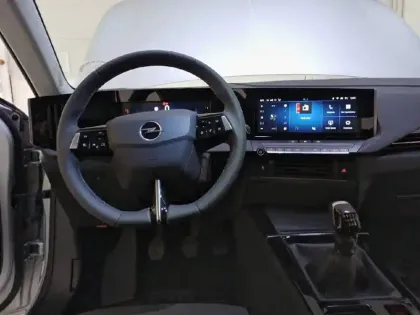 Photo 30 Opel Astra  1.2 Turbo 110 ch BVM6