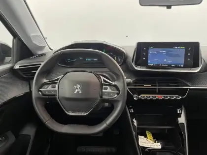 Photo 21 Peugeot 208  Electrique 50 kWh 136ch