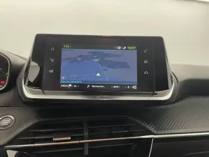 Photo 19 Peugeot 208  Electrique 50 kWh 136ch