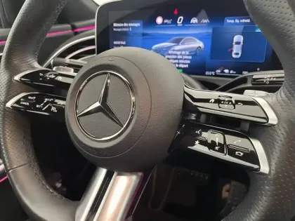 Photo 55 Mercedes Classe E  300 e Hybrid EQ 9G-Tronic