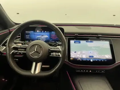 Photo 53 Mercedes Classe E  300 e Hybrid EQ 9G-Tronic