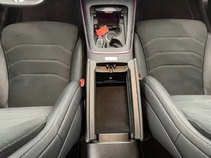 Photo 93 Mercedes Classe E  300 e Hybrid EQ 9G-Tronic