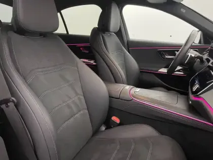 Photo 59 Mercedes Classe E  300 e Hybrid EQ 9G-Tronic