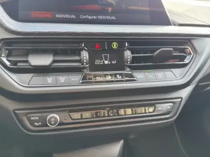 Photo 28 BMW Serie 1 118i 136 ch DKG7