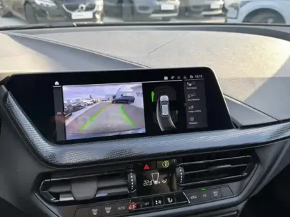 Photo 30 BMW Serie 1 118i 136 ch DKG7