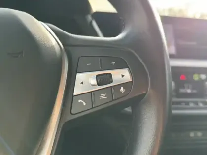 Photo 18 BMW Serie 1 118i 136 ch DKG7