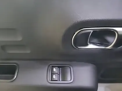 Photo 49 Citroën C3 Gén. III Ph2 C-Series 5