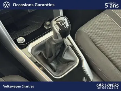 Photo 13 Volkswagen T-roc  1.0 TSI 116 Start/Stop BVM6