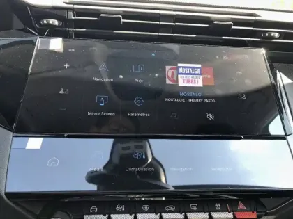 Photo 14 Peugeot 308  Hybrid 136 e-DCS6