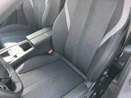 Photo 10 Peugeot 308  Hybrid 136 e-DCS6