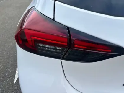 Photo 16 Opel Corsa  Electrique 156 ch & Batterie 51 kWh