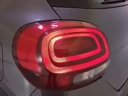 Photo 16 Citroën C3  PureTech 110 S&S BVM6