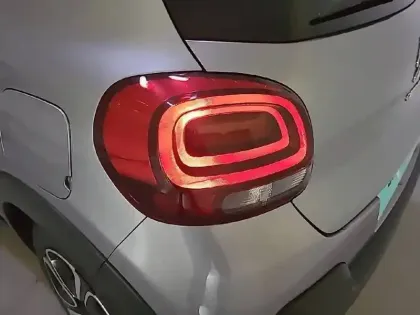 Photo 16 Citroën C3  PureTech 82 S&S BVM5