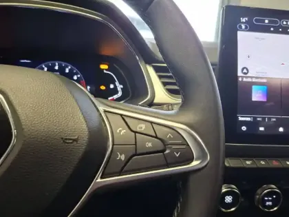 Photo 27 Renault Captur  TCe 130 EDC FAP