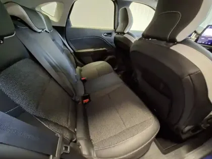 Photo 22 Renault Captur  TCe 130 EDC FAP