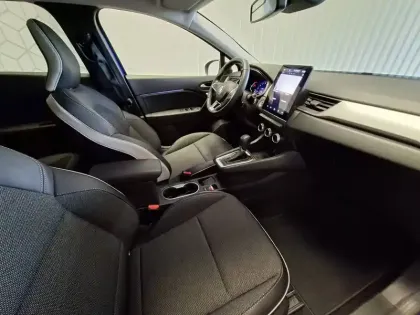 Photo 24 Renault Captur  TCe 130 EDC FAP