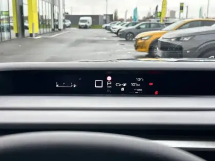 Photo 9 Citroën C3 Aircross  Hybride 145 e-DCS6