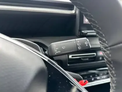 Photo 17 Citroën C3 Aircross  Hybride 145 e-DCS6