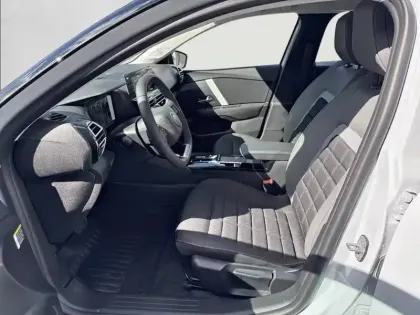 Photo 33 Citroën C4 e- 156 ch autonomie étendue
