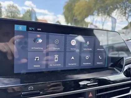 Photo 20 Citroën C4 e- 156 ch autonomie étendue