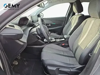 Photo 8 Peugeot 208  PureTech 100 S&S BVM6