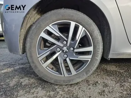 Photo 12 Peugeot 208  PureTech 100 S&S BVM6