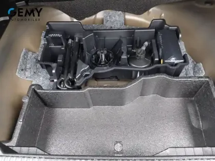 Photo 61 Peugeot 2008  BlueHDi 110 S&S BVM6