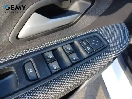 Photo 12 Dacia Jogger  Hybrid 140 7 places