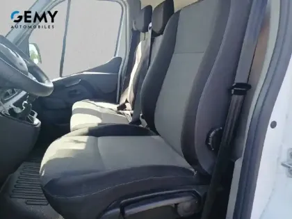 Photo 8 Renault Master  FGN TRAC F3500 L2H2 BLUE DCI 135