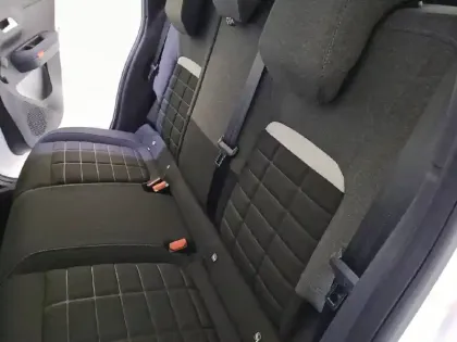 Photo 11 Citroën C3  Turbo 100 ch BVM6