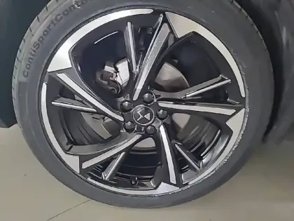 Photo 38 DS DS 7 DS7 Crossback PureTech 180 EAT8