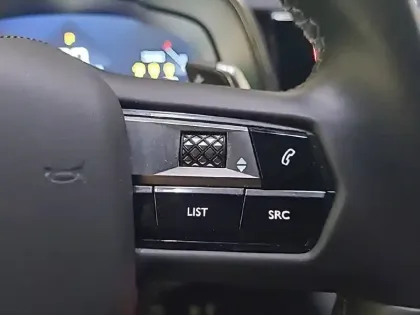 Photo 55 DS DS 7 DS7 Crossback PureTech 180 EAT8