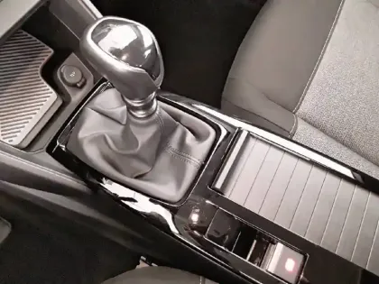 Photo 55 Citroën C4  PureTech 100 BVM6