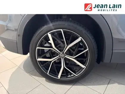 Photo 44 Volkswagen Tiguan  1.5 eTSI 150ch DSG7