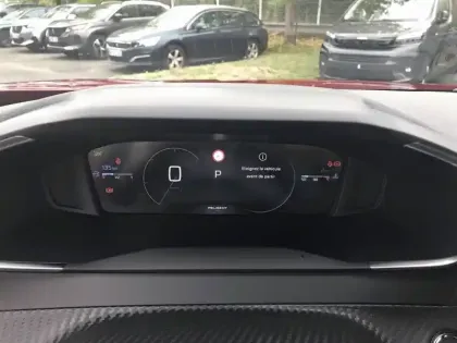 Photo 29 Peugeot 2008  Hybrid 145 e-DCS6