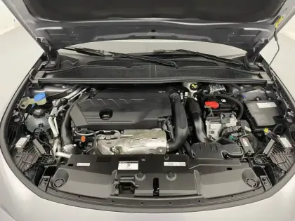 Photo 52 Peugeot 308  PHEV 180 e-EAT8