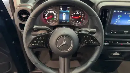 Photo 14 Mercedes Vito  FOURGON 114 CDI COMPACT BVM6 RWD