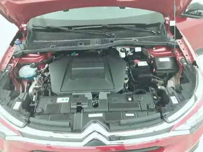 Photo 19 Citroën C4 e- X 136 ch Automatique